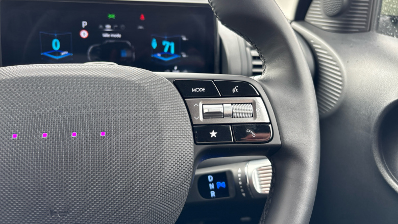 Hyundai INSTER 85kW 02 49kWh 5dr Auto Electric Hatchback